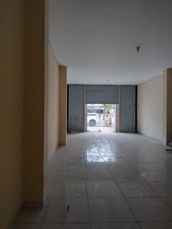 disewakan ruko gudang kantor jalan raya menganti wiyung