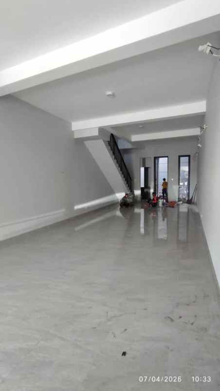 disewakan ruko gudang kantor ruko beverly pakuwon city