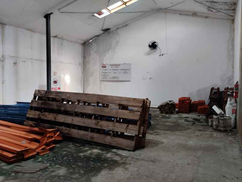 disewakan ruko gudang kantor teluk purwokerto selatan