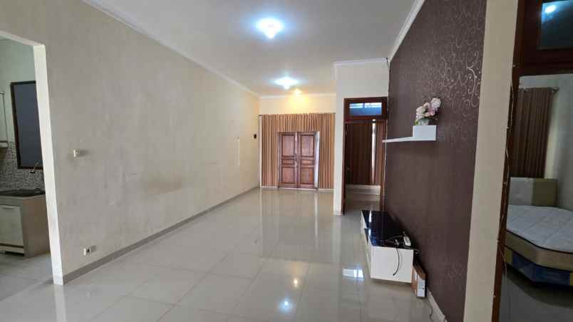 disewakan rumah arcawinangun