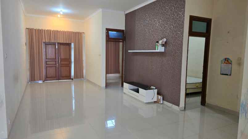 disewakan rumah arcawinangun