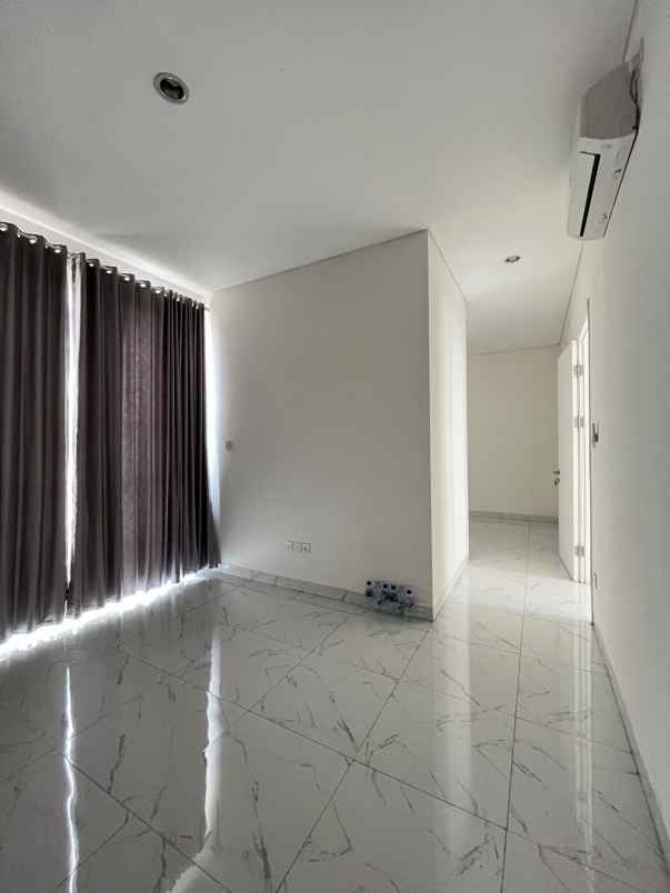 disewakan rumah cluster regalia lavon cikupa tangerang