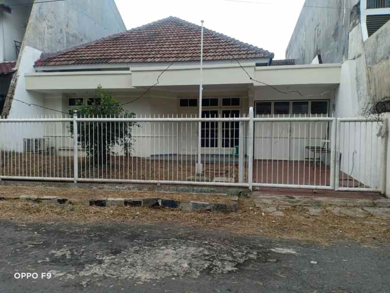 disewakan rumah dharmahusada indah selatan