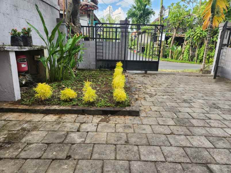 disewakan rumah furnished di area renon denpasar bali