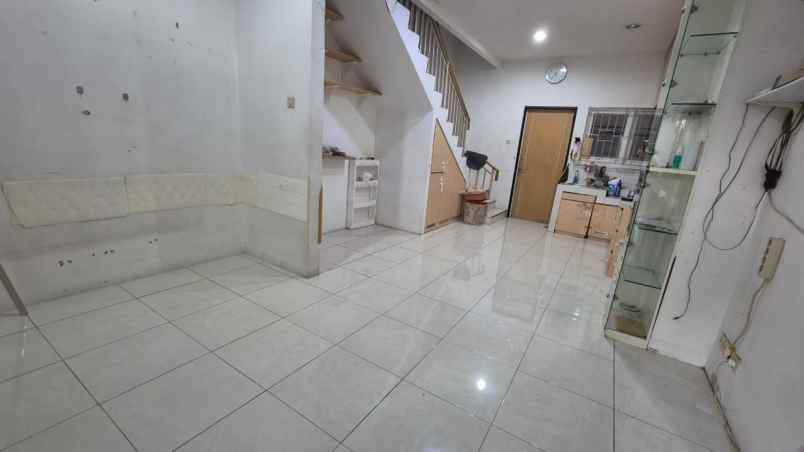 disewakan rumah gading griya residence