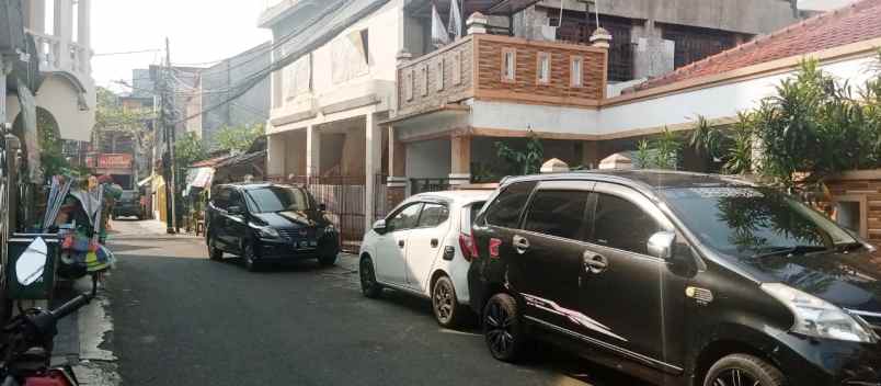 disewakan rumah johar baru kec johar baru