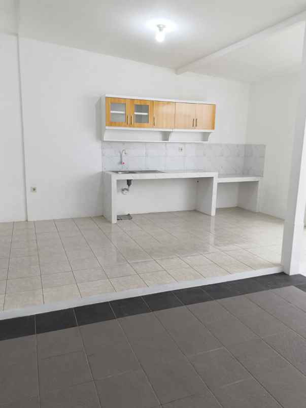 disewakan rumah komplek setra dago