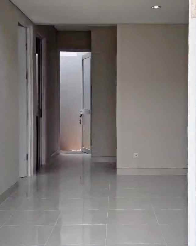 disewakan rumah paramount petals