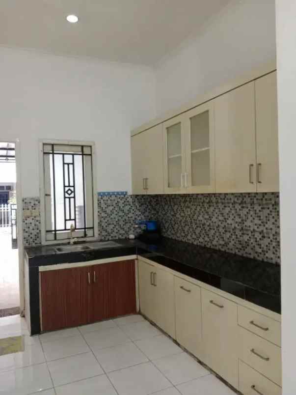 disewakan rumah pisangan ciputat