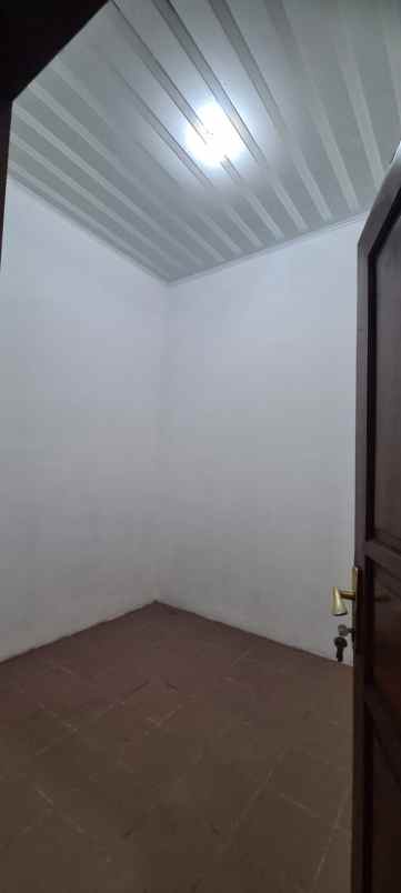 disewakan rumah taman wisma asri