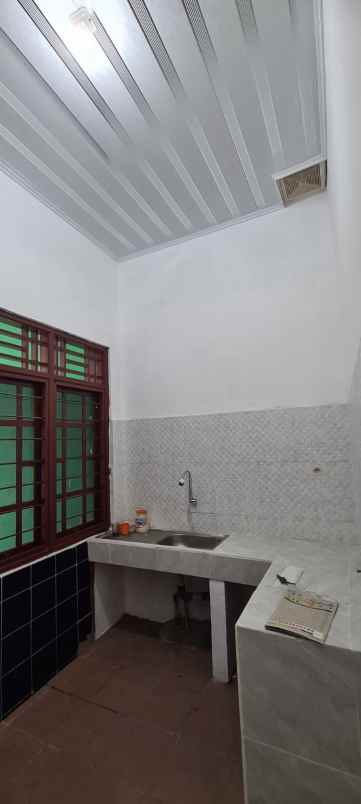 disewakan rumah taman wisma asri