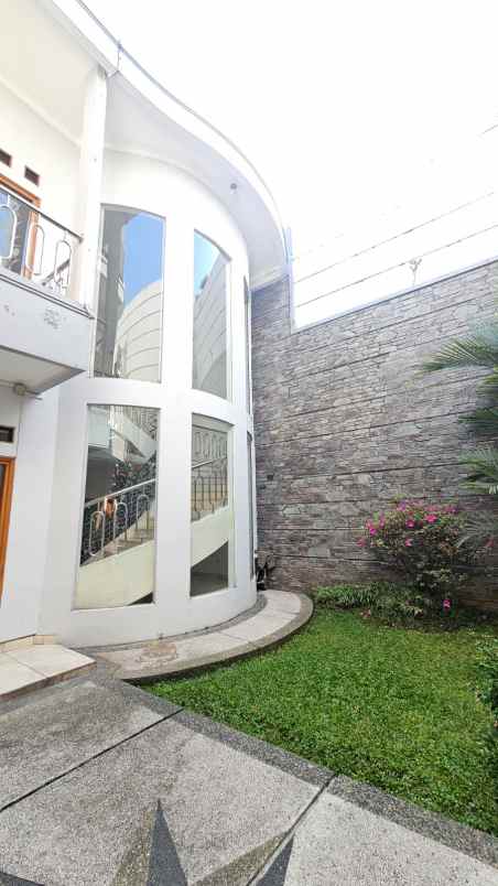 for sale rumah premium mekarwangi bandung