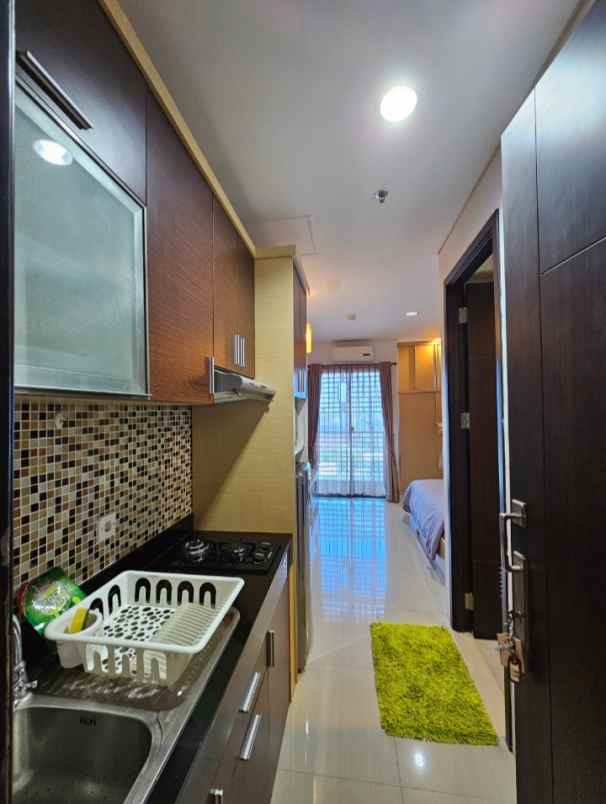 gp plaza apartemen 30 m studio full furnished 680 juta