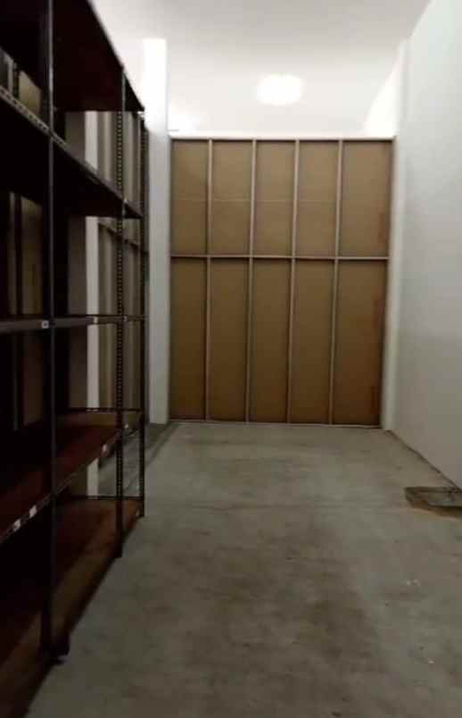 gudang daerah kenjeran luas 9