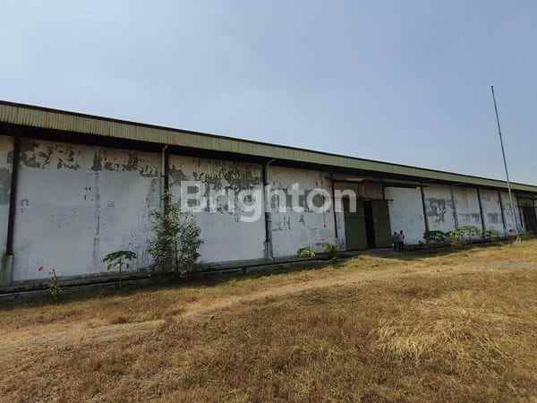 gudang trowulan mojokerto lantai sudah cor