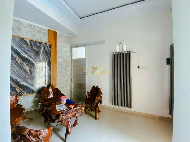 home stay produktif lokasi selomartani dijual cepat