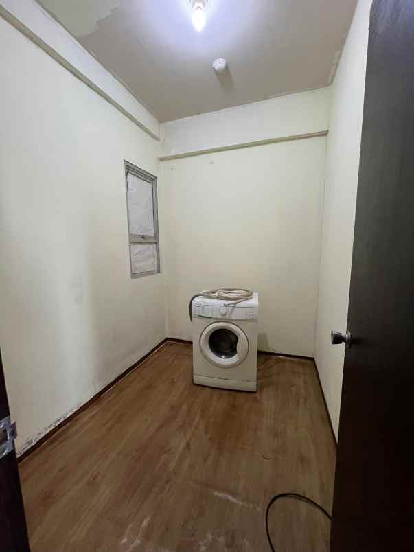 jual apartemen semi furnished menara latumeten jak bar