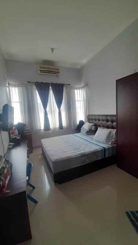 jual rumah bagus lingkungan asri di pisangan ciputat