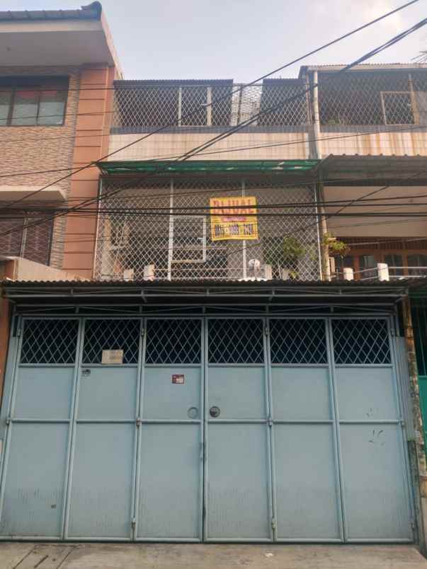 jual rumah bentuk ruko