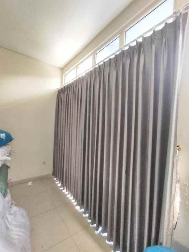 jual rumah golf lake cengkareng jak bar