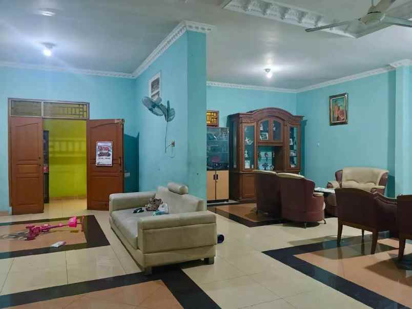 jual rumah komersil di cengkareng timur jakarta barat