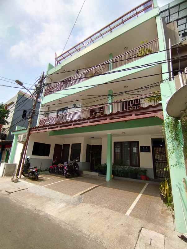 jual rumah kost 36 kamar di kuningan