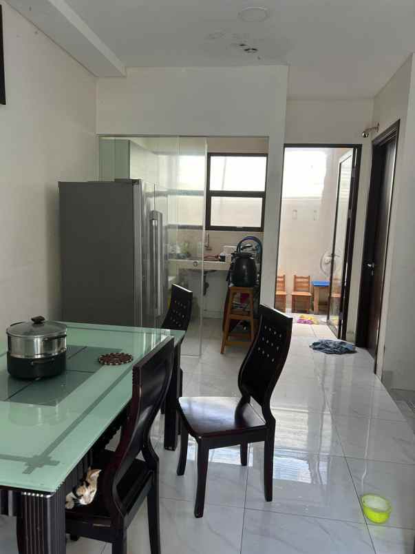 jual rumah lavon cikupa tangerang