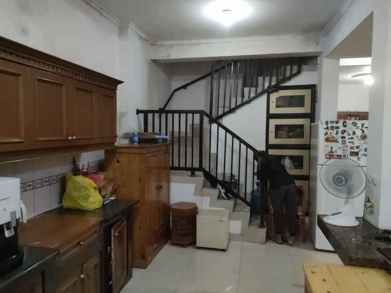 jual rumah taman semanan indah jak bar