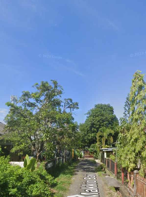 jual rumah tua dekat kampus unm pettarani 18x18 shm