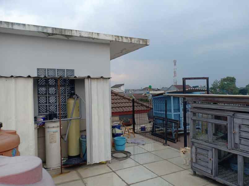 kost terusan buah batu