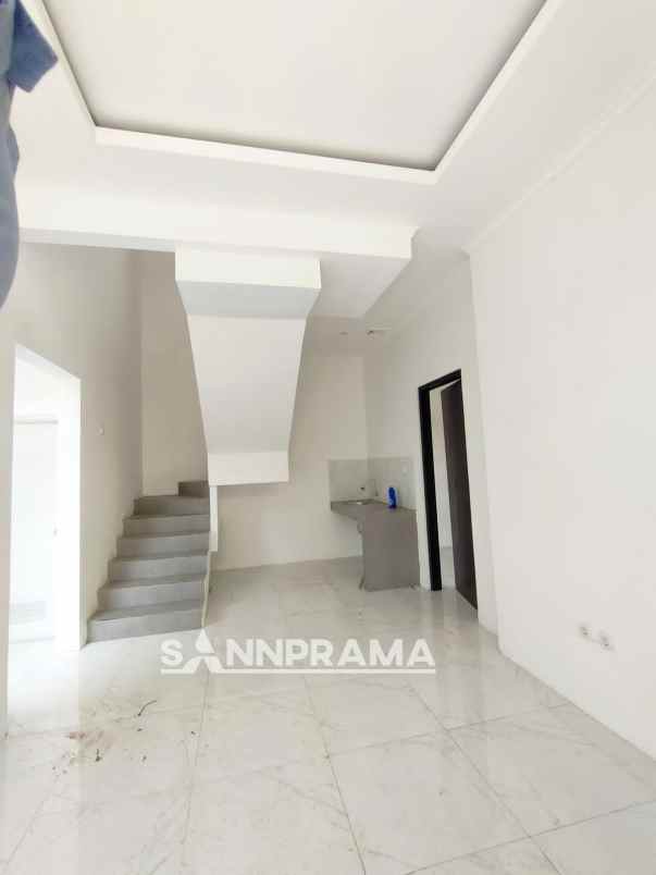 last unit rumah 3 kt strategis tapos depok