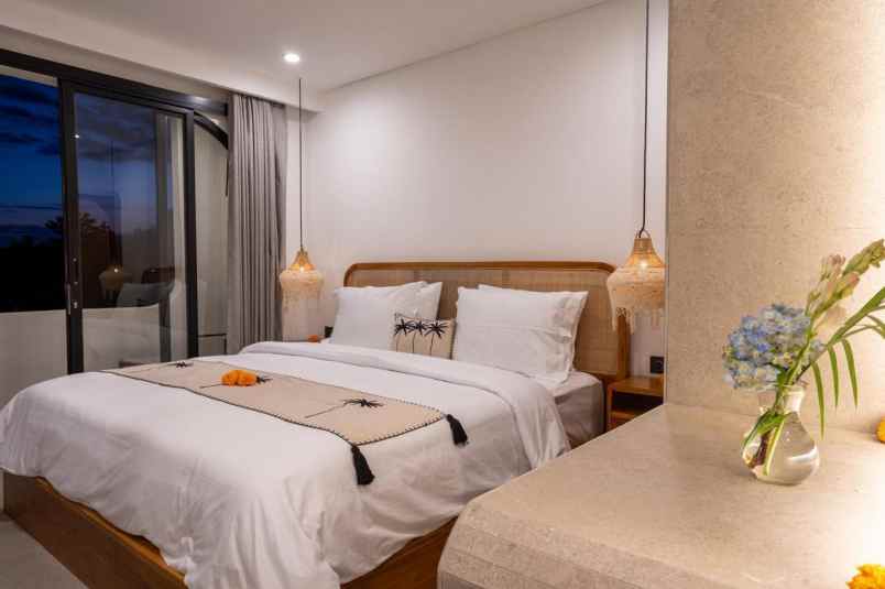 luxury villa for rent in pererenan minutes to beach
