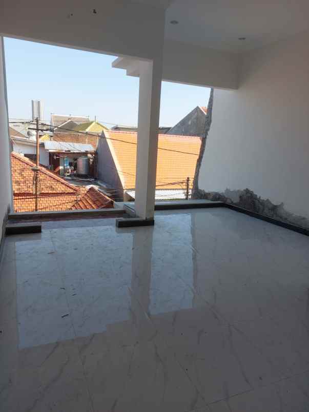 mulyosari utara new minimalis surabaya