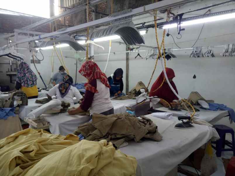 pabrik garmen aktif badan hukum pt dan sudah pkp