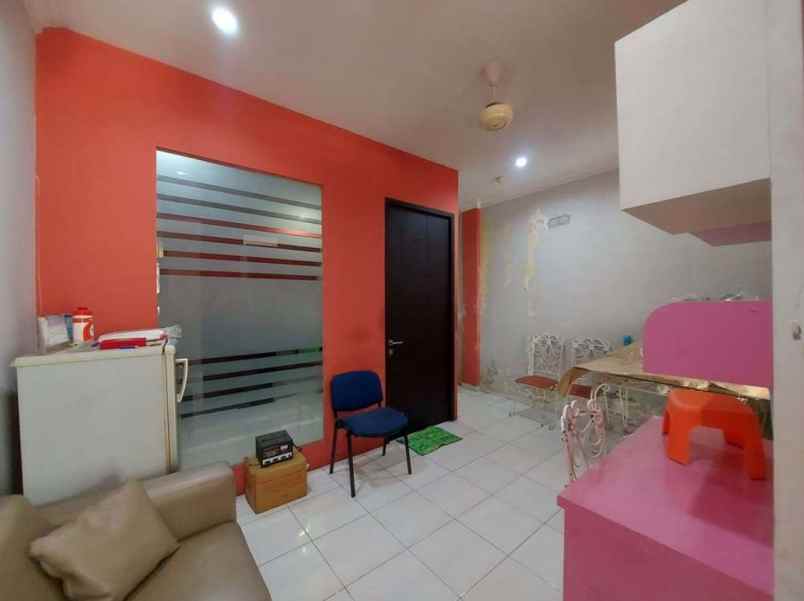 ruko 3 lantai di paseban salemba tengah jakarta pusat