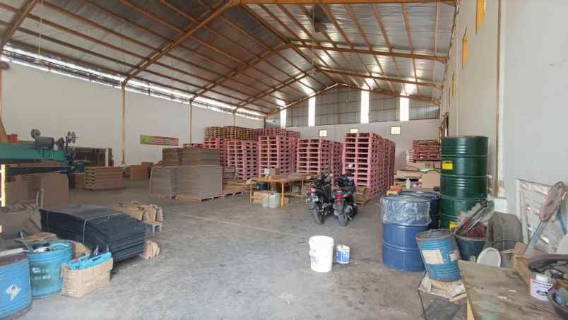 ruko gudang kantor jalan raya kaliabang