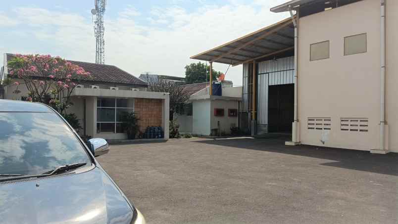 ruko gudang kantor jalan raya kaliabang