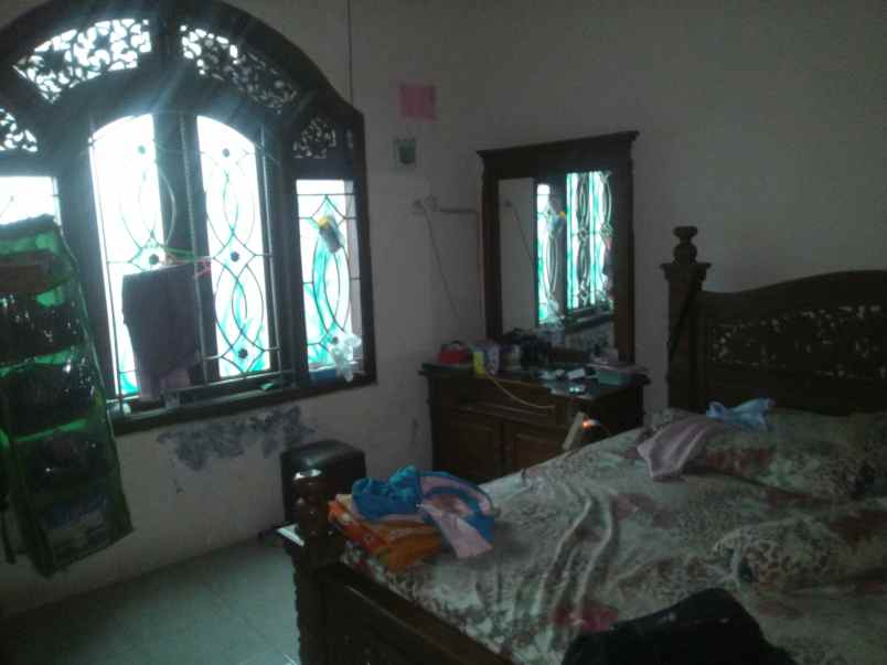 ruko gudang kantor tepi jalan hangtuah