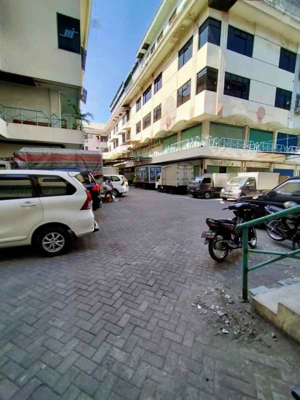 ruko jejer pasific megah raya dupak pusat kota