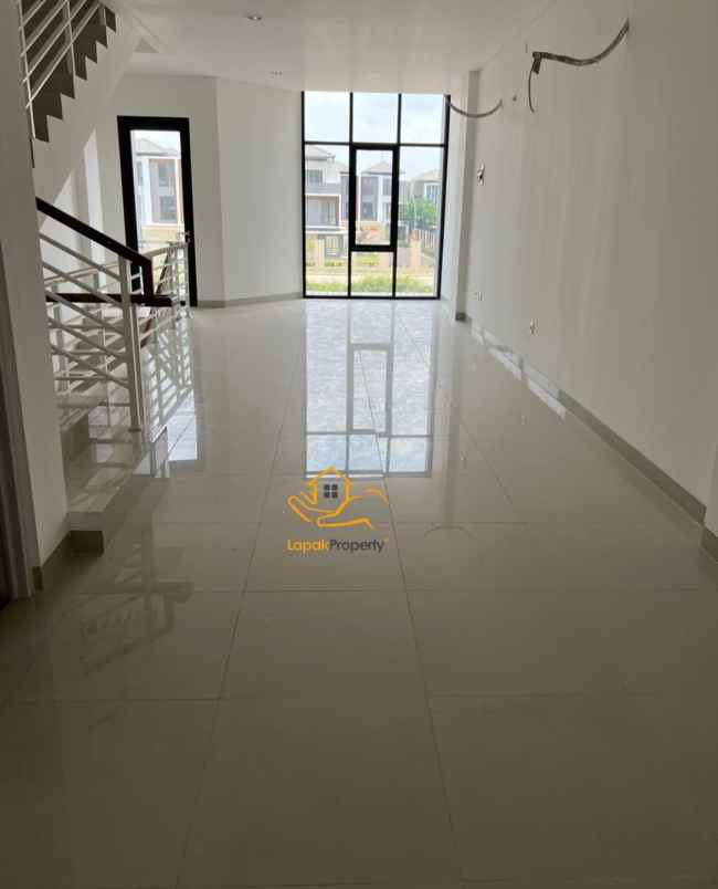 ruko new east jakarta garden city siap pakai