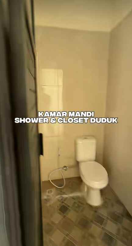 rumah 1 lantai lokasi strategis 5 menit ke exit malang