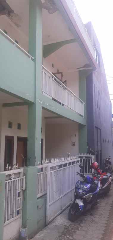 rumah 2 5 lantai murah siap huni disayap cihanjuang