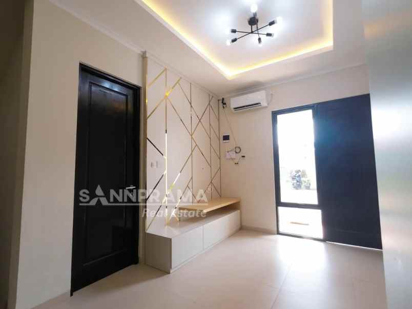 rumah 2 lantai dalam cluster dekat mall paradise walk