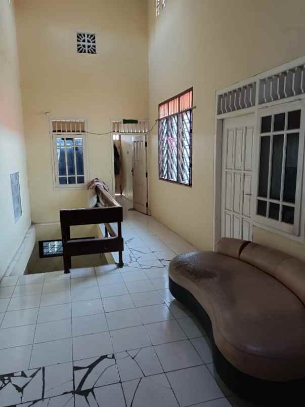 rumah 2 lantai di karonsih ngaliyan semarang