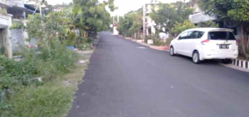 rumah 2 lantai di karonsih ngaliyan semarang