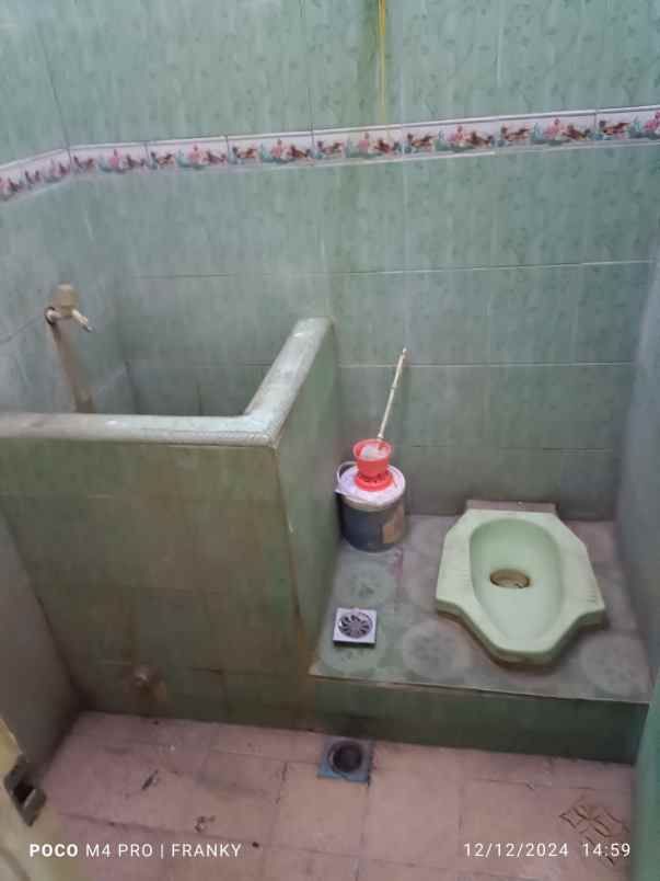 rumah 2 lantai hook dekat toll ciujung