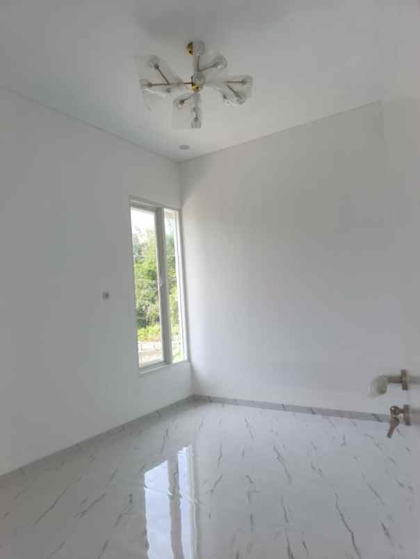 rumah 2 lantai magetan diskon 45 jt perumahan syariah