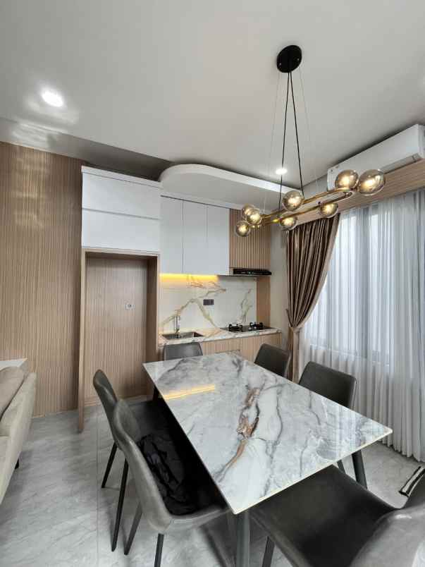 rumah 3 lantai limo grogol depok