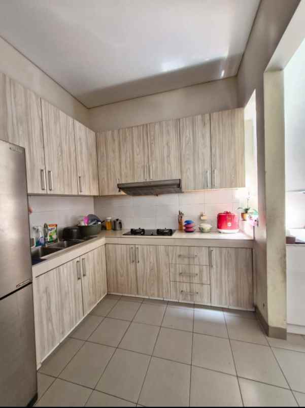 rumah bagus siap huni di pondok indah jakarta selatan