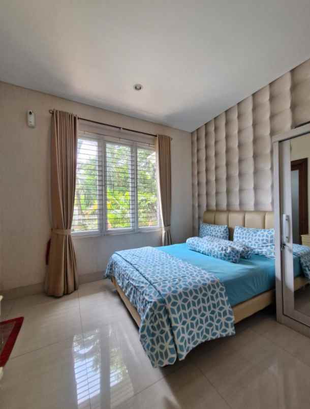 rumah bagus siap huni di pondok indah jakarta selatan